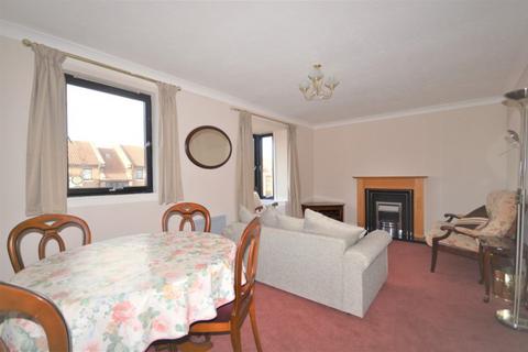 2 bedroom flat to rent, 1769L Tarrant, Gracefield Court, Musselburgh, EH21 6LL