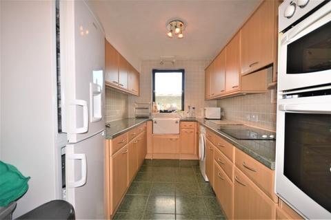 2 bedroom flat to rent, 1769L Tarrant, Gracefield Court, Musselburgh, EH21 6LL