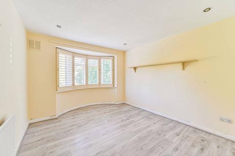 2 bedroom flat for sale, Ullathorne Road, Streatham, London, SW16