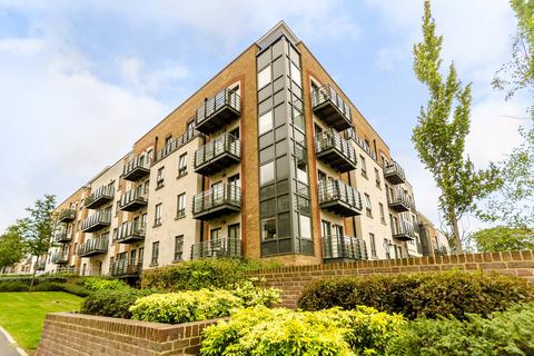 3 bedroom flat to rent, Holford Way, Roehampton, London, SW15