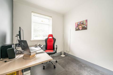 2 bedroom end of terrace house for sale, Stokes Road, Upton Park, London, E6