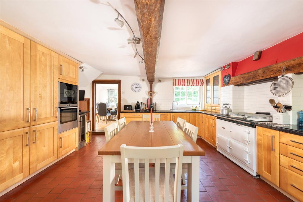 Kitchen/Breakfast Rm