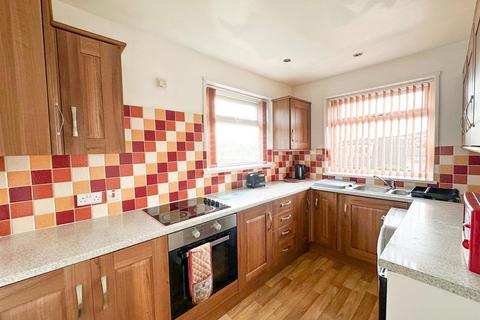 2 bedroom semi-detached house for sale, Craven Drive, Silsden