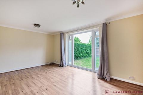 3 bedroom end of terrace house to rent, Edwards Avenue, Ruislip, HA4