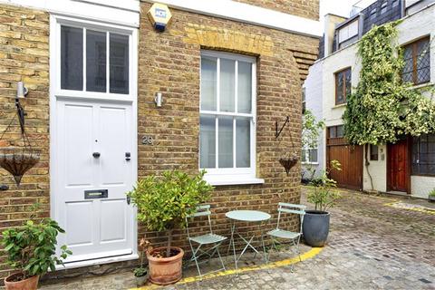 1 bedroom flat for sale, Radley Mews, London, W8