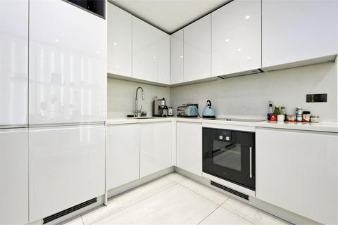 20 Radley Mews, London, W8 6JP