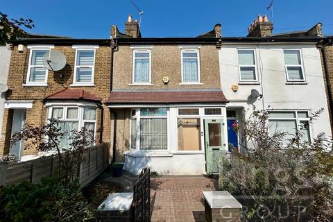 3 bedroom house for sale, Sinclair Road, London