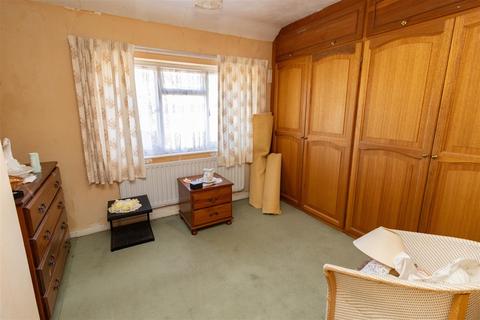 3 bedroom end of terrace house for sale, Chesters Avenue, Newcastle Upon Tyne