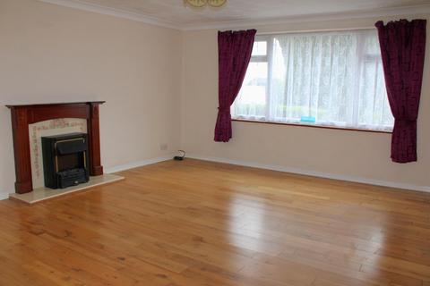 3 bedroom detached bungalow to rent, Newbolt Close, Caistor, LN7