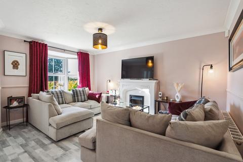 3 bedroom detached house for sale, Sandalwood Avenue, East Kilbride