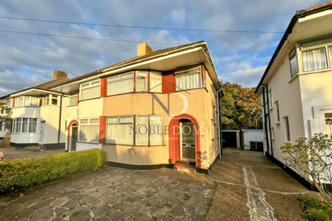 3 bedroom semi-detached house to rent, Stanmore, HA7