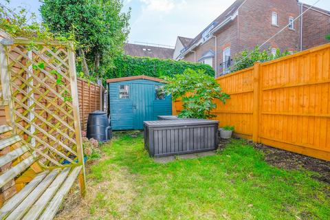 3 bedroom terraced house for sale, Mayo Road, Walton-on-Thames, KT12