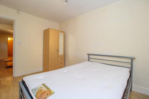 1 bedroom flat to rent, Newport, Gwent NP20