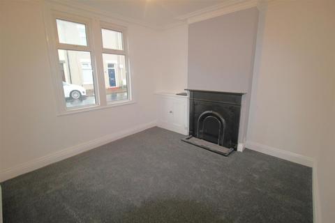 3 bedroom terraced house to rent, East Raby Street, Darlington DL3