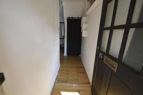 2 bedroom terraced house for sale, Oxlow Lane, Dagenham