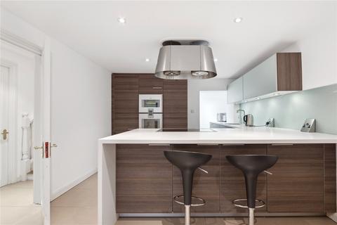 4 bedroom end of terrace house for sale, The Avenue, London, W4