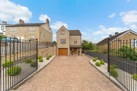 4 bedroom detached house for sale, Baghill Road, Tingley