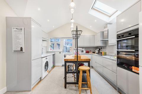 4 bedroom detached house for sale, Perne Road, Cambridge CB1