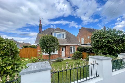 3 bedroom detached house for sale, Inglewood Avenue, Queens Park, Bournemouth, BH8