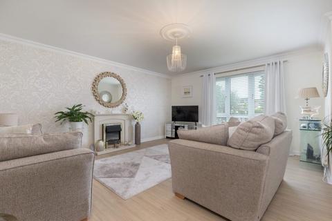 2 bedroom flat for sale, Netherlee Court, Netherlee