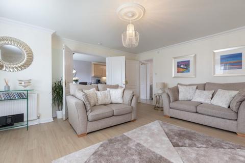 2 bedroom flat for sale, Netherlee Court, Netherlee