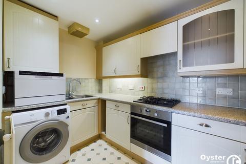 2 bedroom apartment to rent, Ribblesdale Avenue, Ripon Court, N11