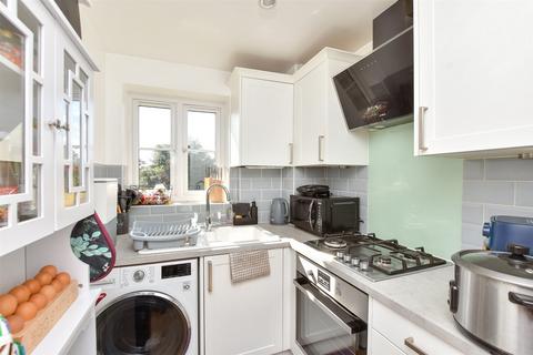 2 bedroom apartment for sale, Talfourd Way, Redhill, Surrey