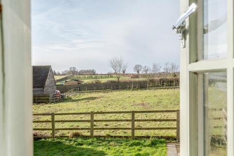 undefined, Nympsfield, Stonehouse