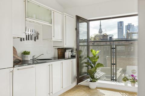 3 bedroom penthouse for sale, Waterson Street, London, E2