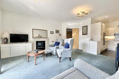 2 bedroom apartment for sale, Keble Court, Redfields Lane, Church Crookham