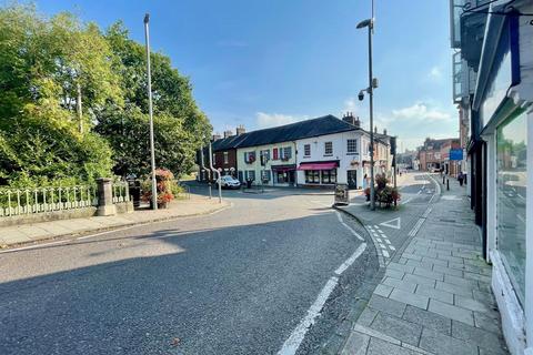 2 bedroom penthouse for sale, East Street, Wimborne