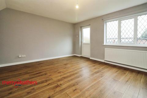 3 bedroom townhouse for sale, Dycott Road, off Ewers Road, Kimberworth, Rotherham