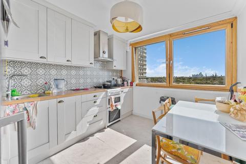 3 bedroom apartment for sale, Bethune Road, London, N16