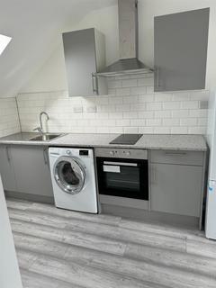 1 bedroom apartment to rent, Great North Way, Hendon NW4