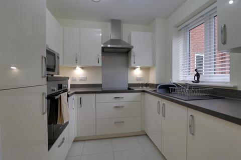 1 bedroom apartment for sale, The Oaks, Cedar Avenue, Alsager