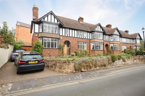 2 bedroom house to rent, Castle Lane, Warwick