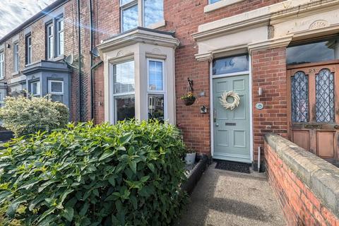 3 bedroom terraced house for sale, Horsley Hill Road, South Shields, NE33