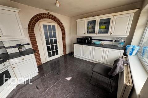 4 bedroom house share to rent, NORMANDY DRIVE HAYES