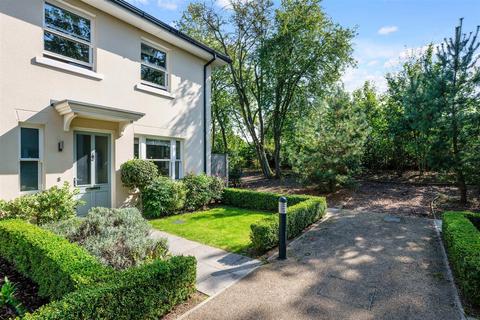 3 bedroom end of terrace house for sale, Sturts Lane, Walton On The Hill