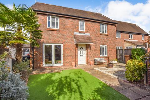 3 Abbotsleigh Road, South Woodham Ferrers, Chelmsford, CM3 5SR