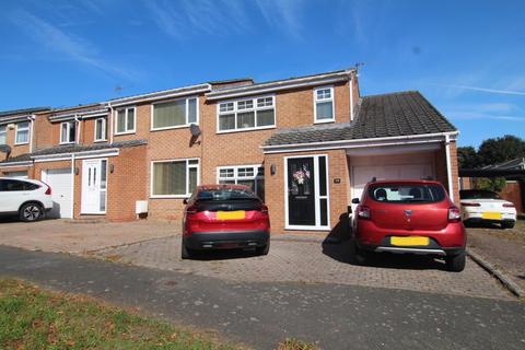 3 bedroom semi-detached house to rent, Alfreton Close, Brandon, Durham, DH7