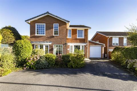 4 bedroom detached house for sale, Sunningdale Rise, Chesterfield