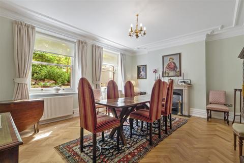 4 bedroom flat for sale, Cannon Hill, West Hampstead, NW6