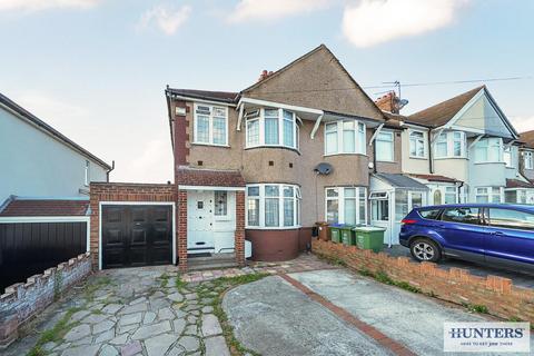 3 bedroom house for sale, Gloucester Avenue, Welling