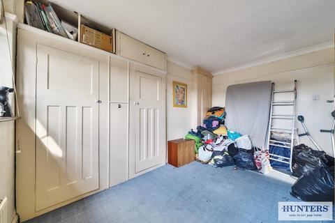 24 Gloucester Avenue, Welling, DA16 2LJ