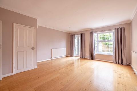 3 bedroom terraced house to rent, Lantern Walk, Maidenhead SL6