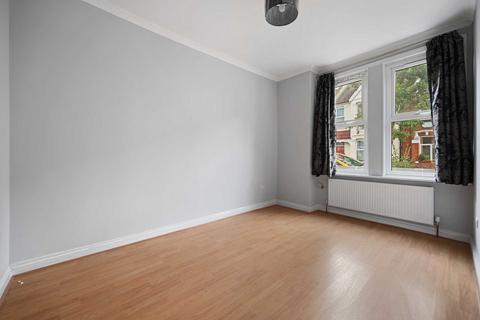 4 bedroom terraced house to rent, Galloway Road, Shepherds Bush, London, W12 0PH