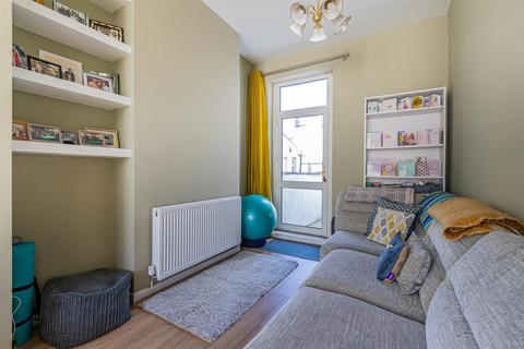 2 bedroom house for sale, Lyndhurst Street, Cardiff CF11