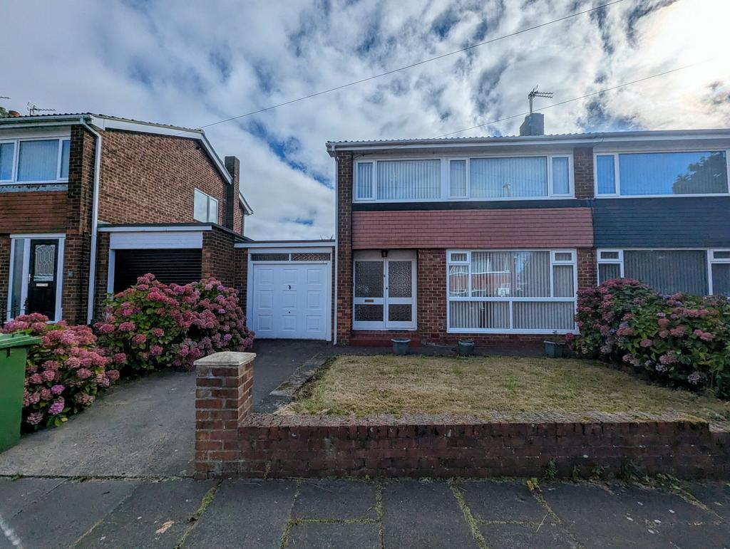 Marian Way, South Shields, NE34 3 bed semidetached house for sale £