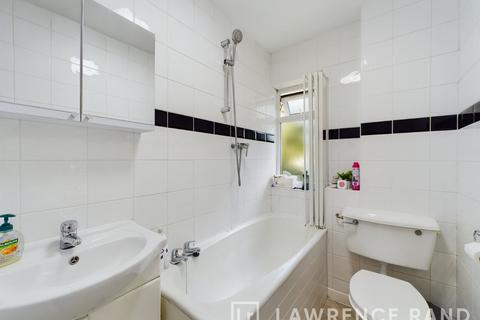 2 bedroom flat for sale, Southbourne Gardens, Ruislip, Middlesex, HA4